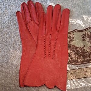 Red Leather Women's Gloves with Decorative Stitching, For Small Hands